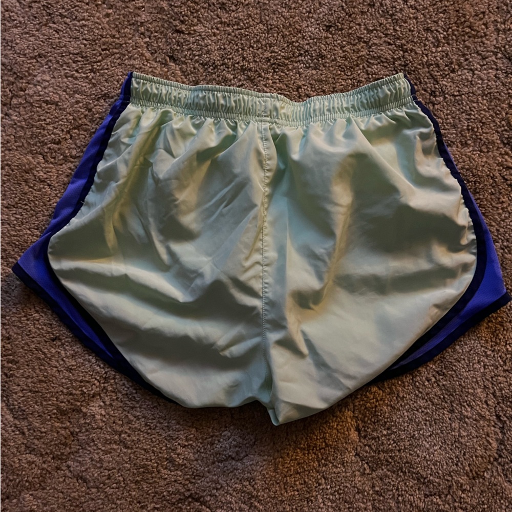Nike Shorts - Picture 3 of 3
